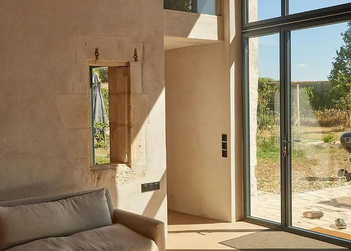 Restored Farm Estate Near Atlantic Coast France Vakantiehuis