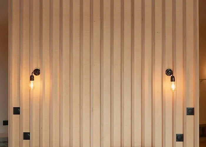 Vakantiehuis Restored Farm Estate Near Atlantic Coast France La-Gripperie-Saint-Symphorien