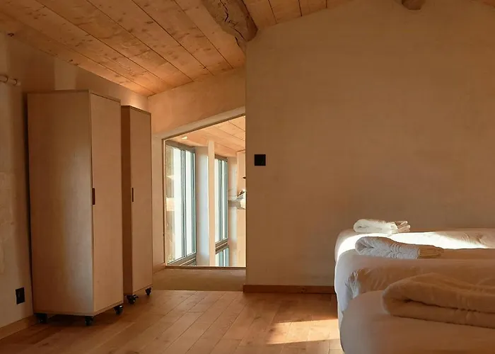 Vakantiehuis Restored Farm Estate Near Atlantic Coast France La-Gripperie-Saint-Symphorien