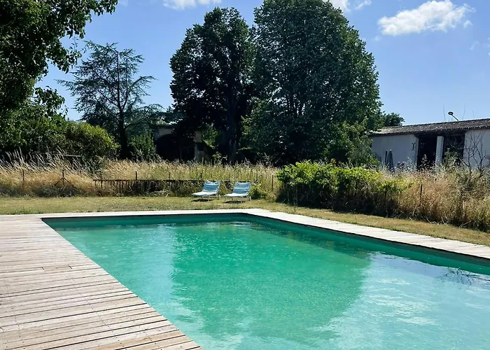 Vakantiehuis Restored Farm Estate Near Atlantic Coast France *